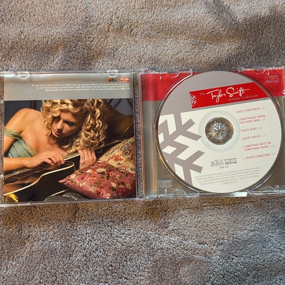 Taylor Swift Holiday Collection CD Christmas Album Swiftie - Picture 2 of 6